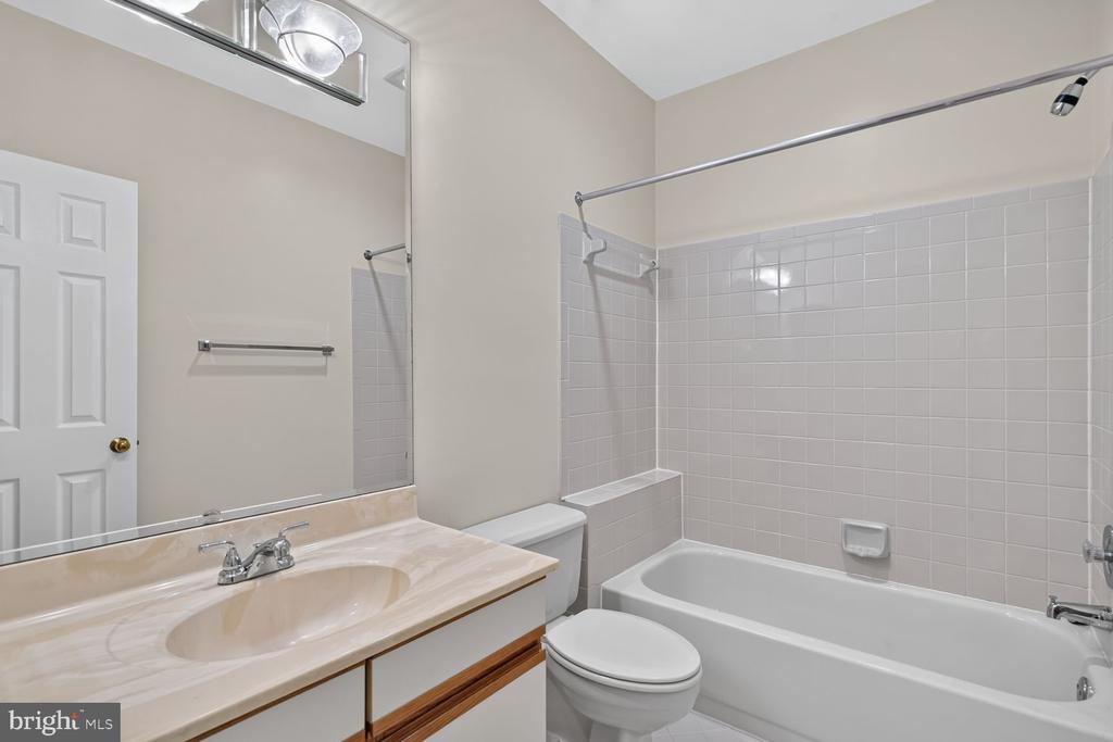 10814 ANTIGUA TERRACE Unit: 177