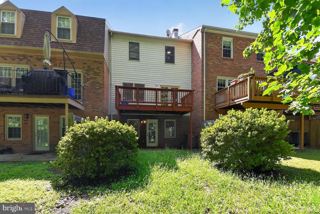 7768 HEATHERTON LANE