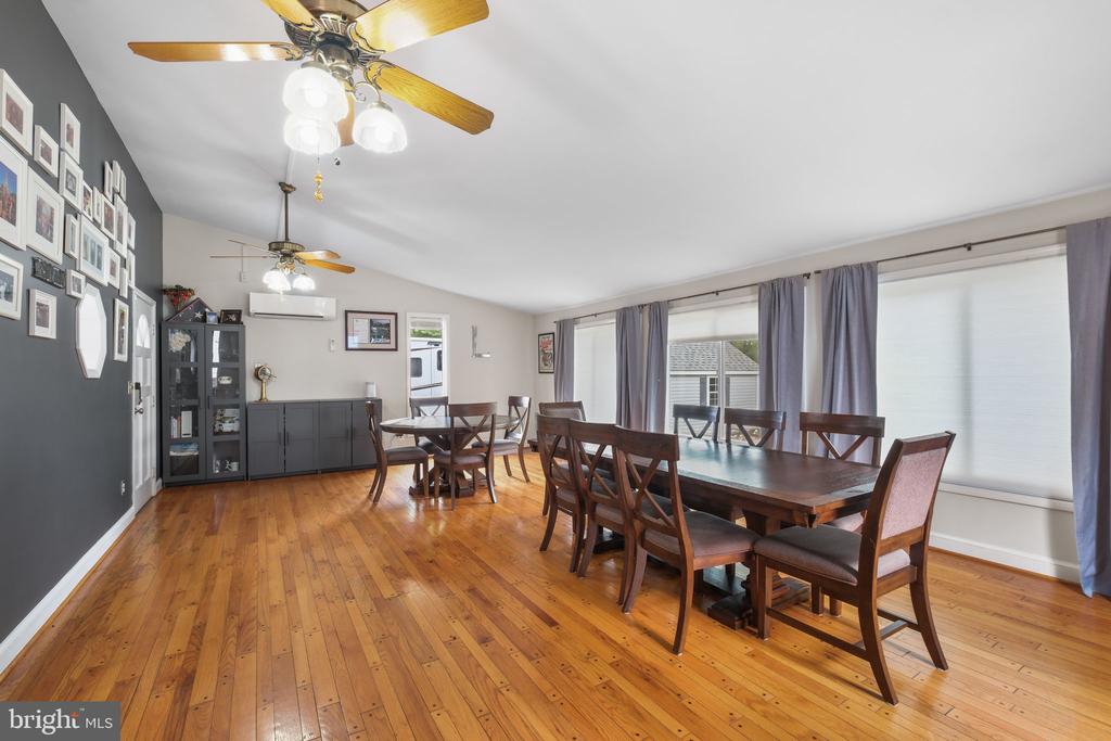 25223 OAK DRIVE