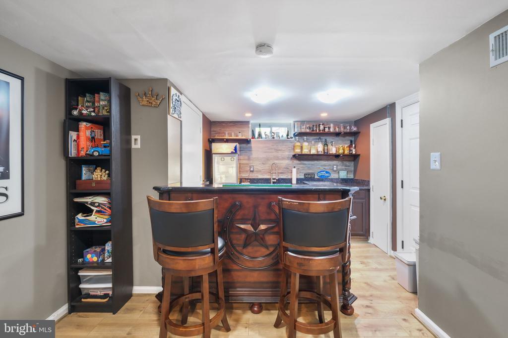 25223 OAK DRIVE