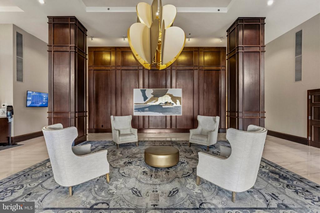 5809 NICHOLSON LANE Unit: 305