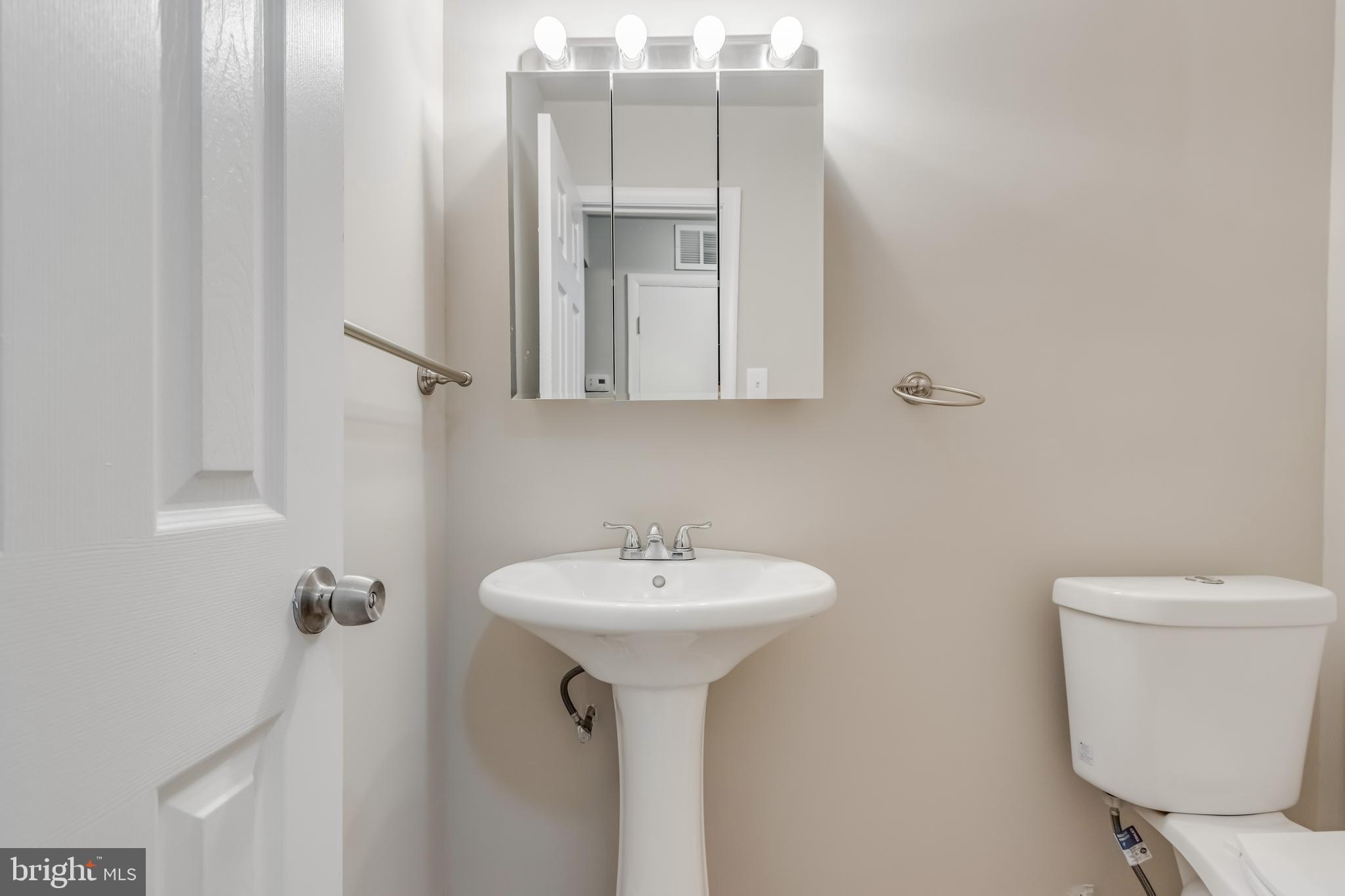 6504 Beechwood Dr #3