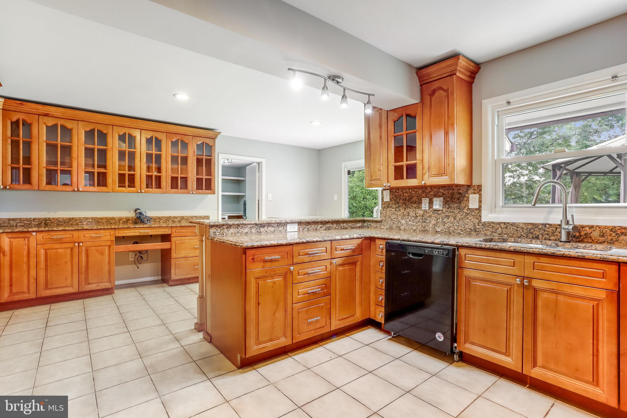 12229 SHADETREE LANE