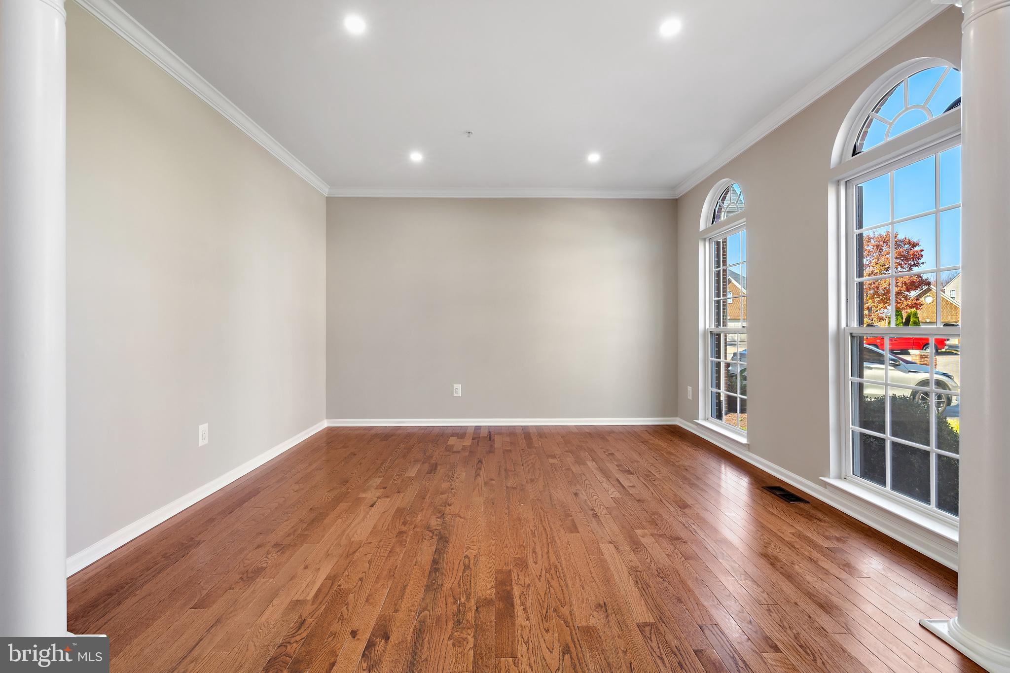 8303 SUNNYBROOK COURT