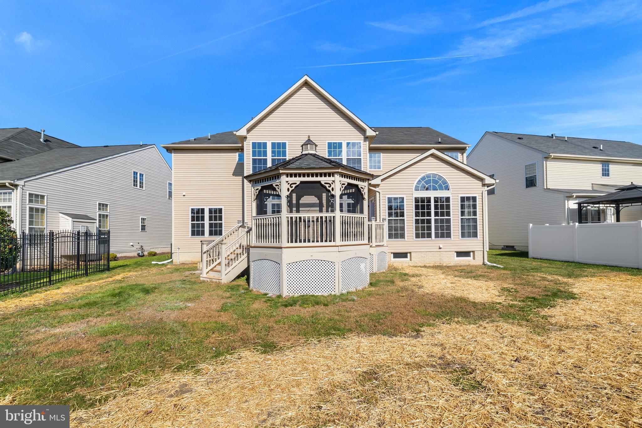 8303 SUNNYBROOK COURT