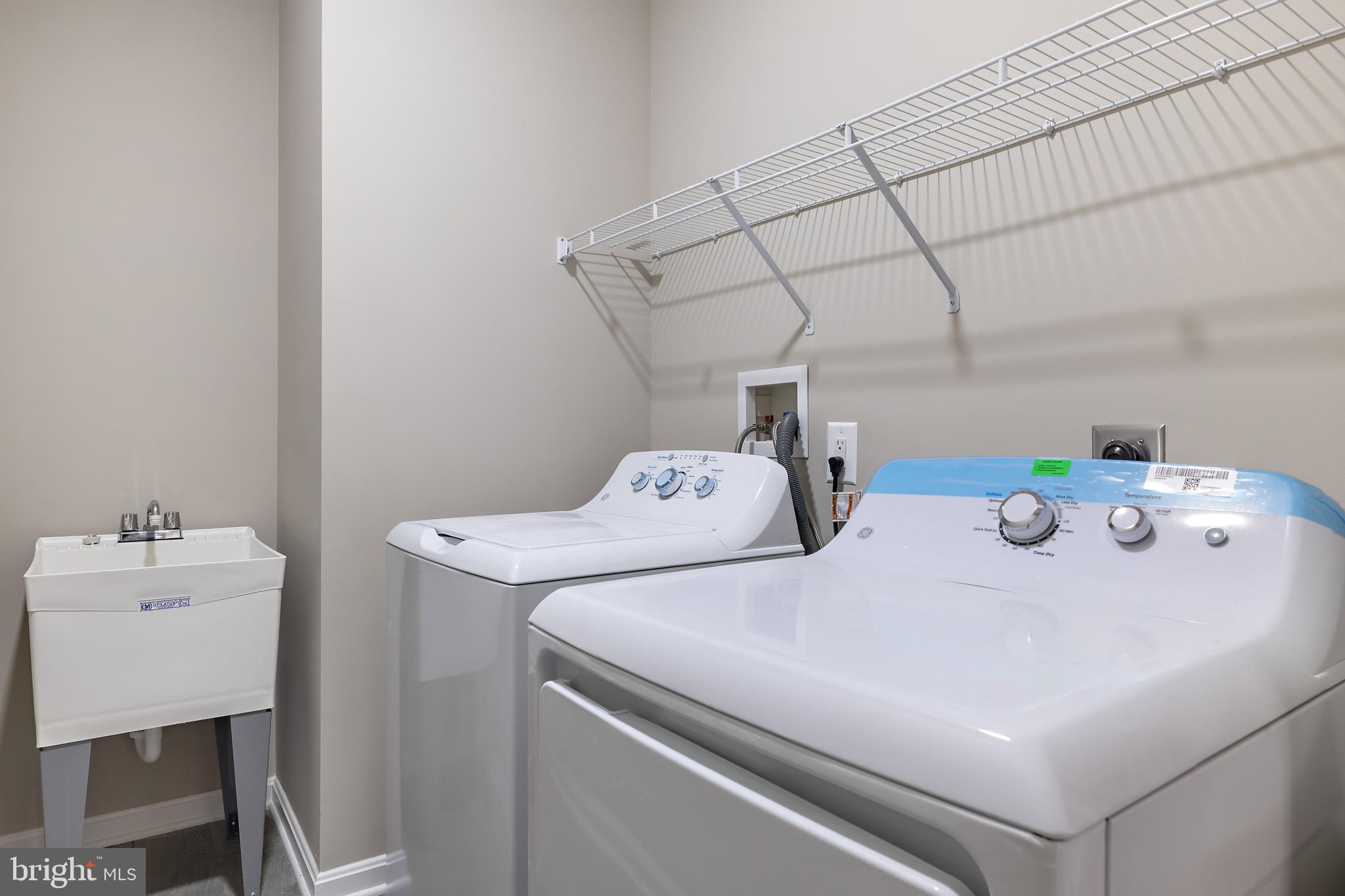 8303 SUNNYBROOK COURT