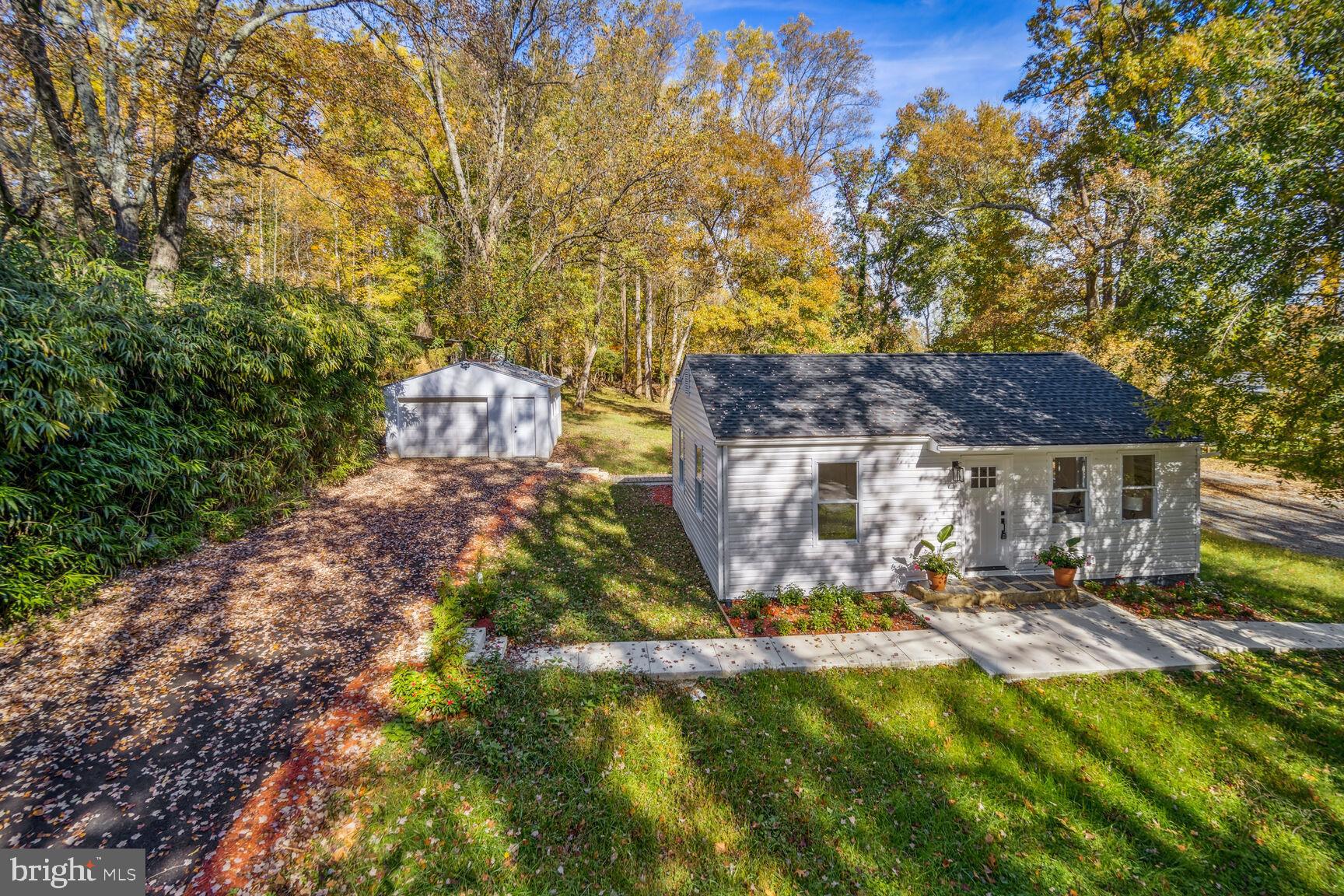 16616 Sylvan Dr