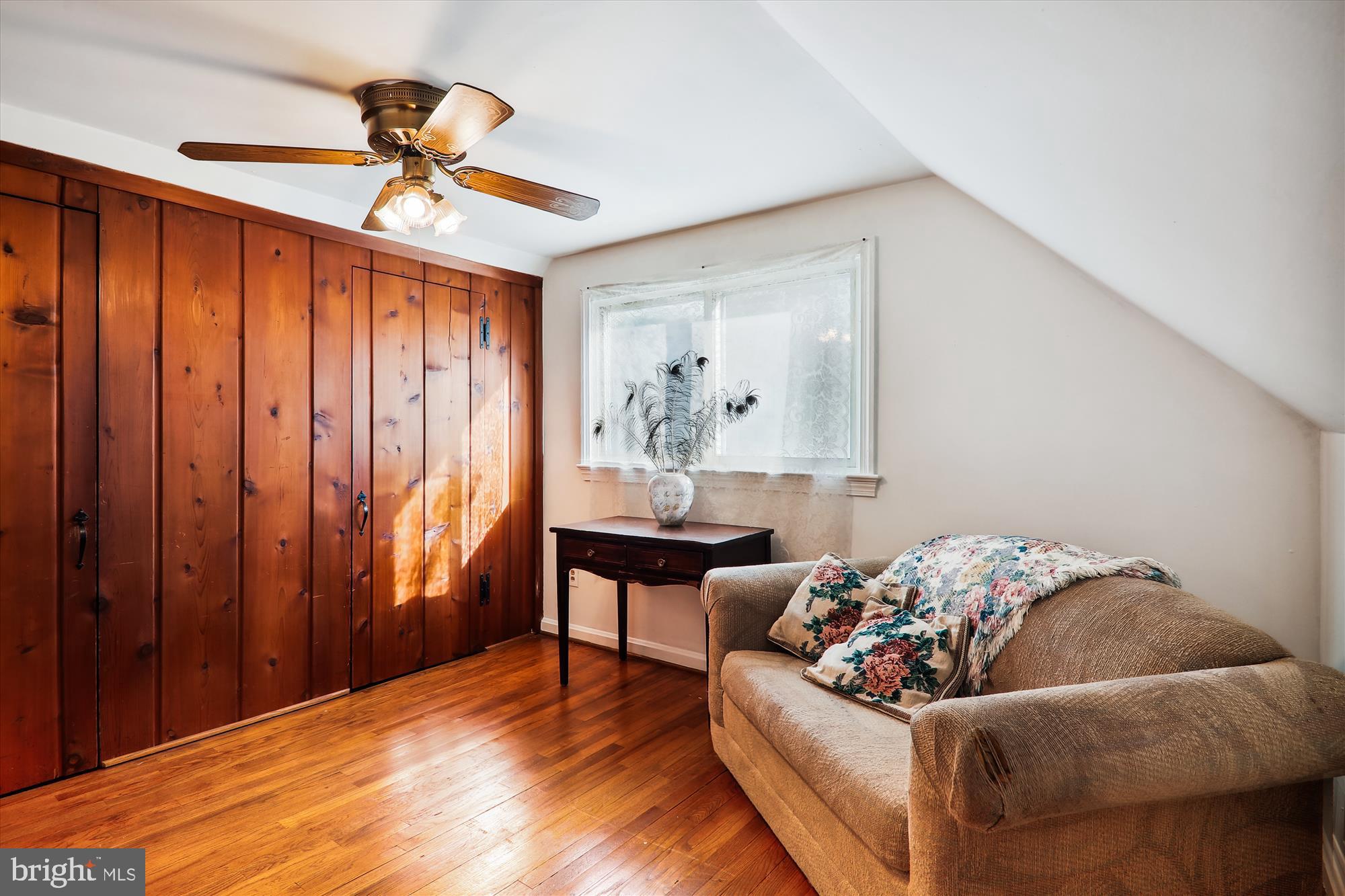 10522 Deakins Hall Dr