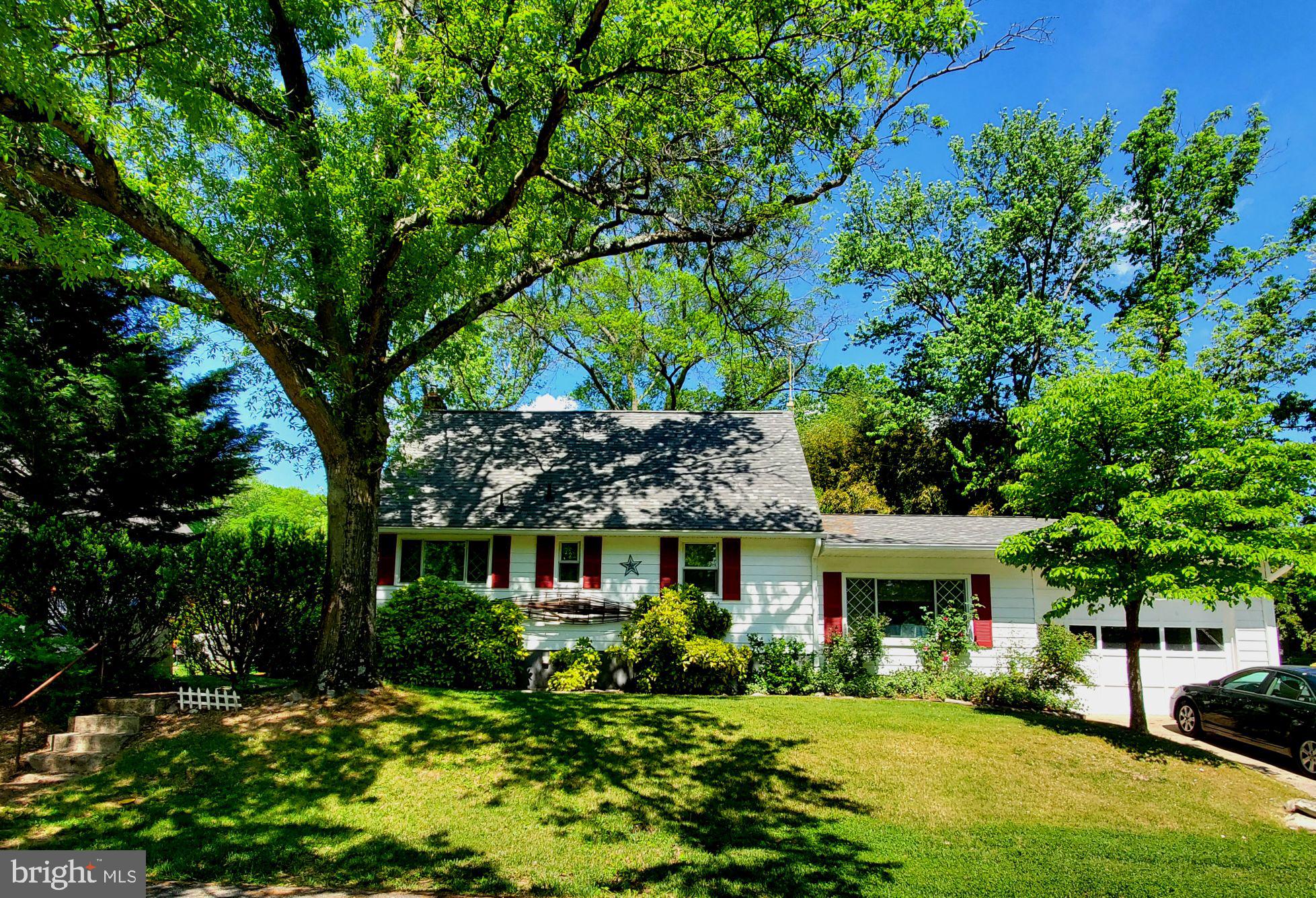 10522 Deakins Hall Dr