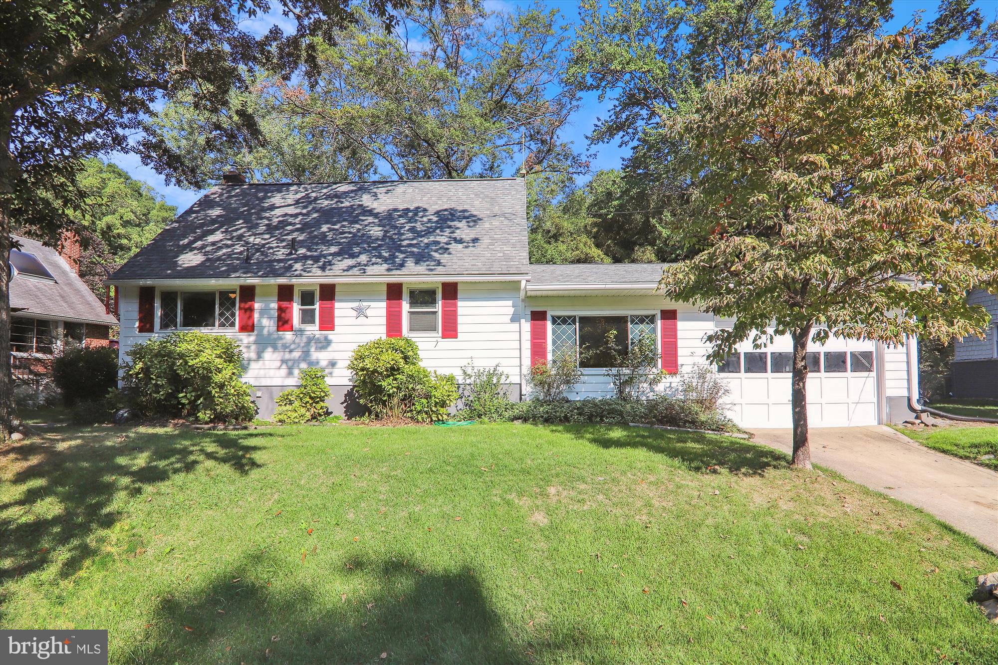 10522 Deakins Hall Dr