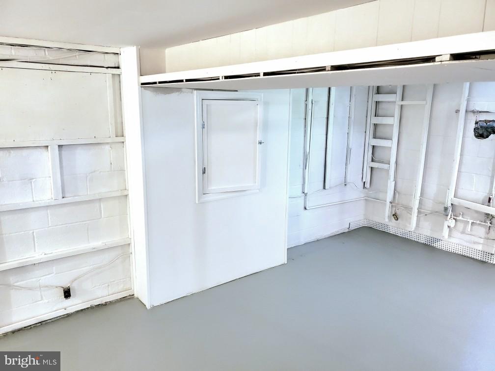 10522 Deakins Hall Dr