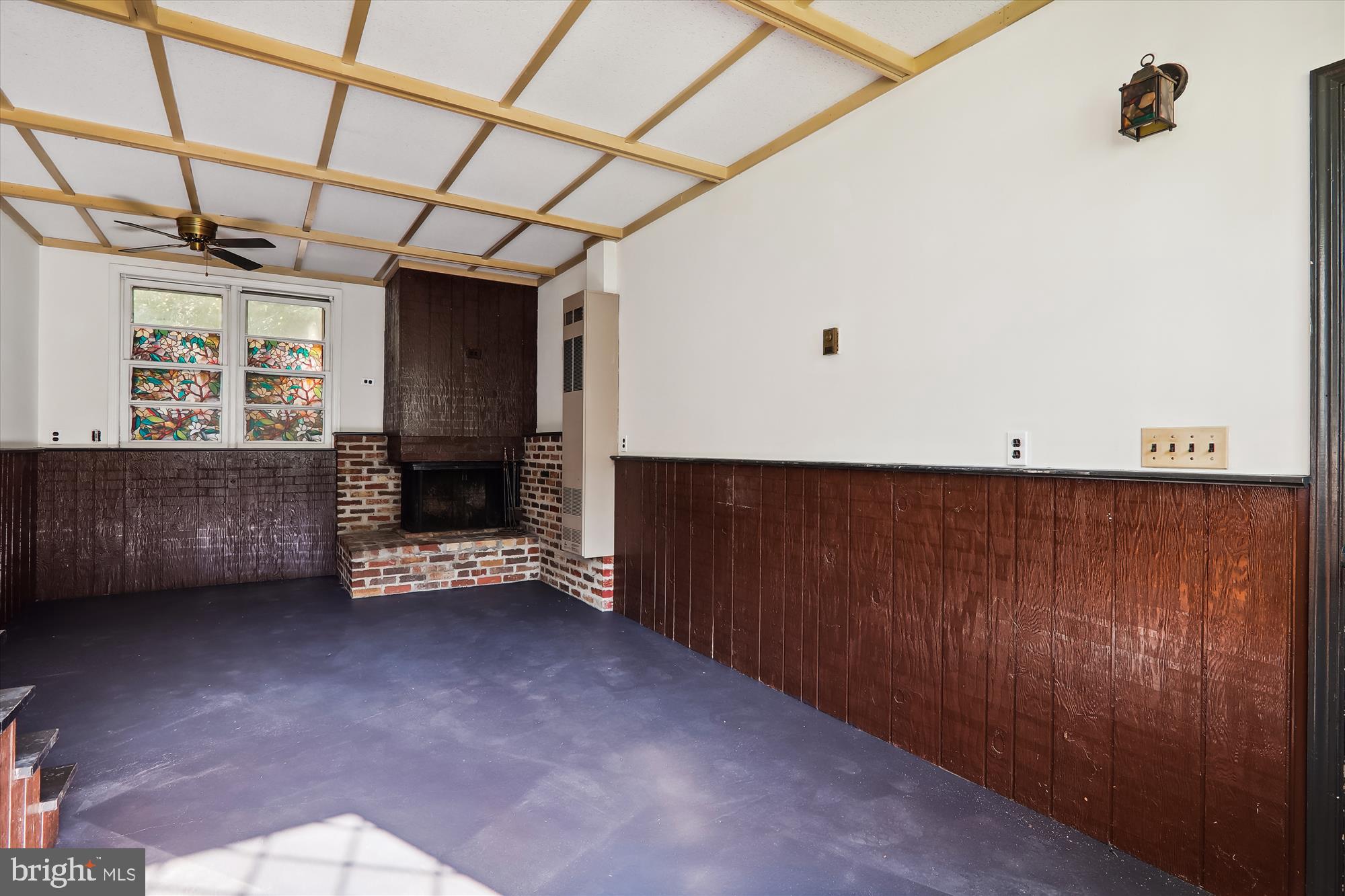 10522 Deakins Hall Dr