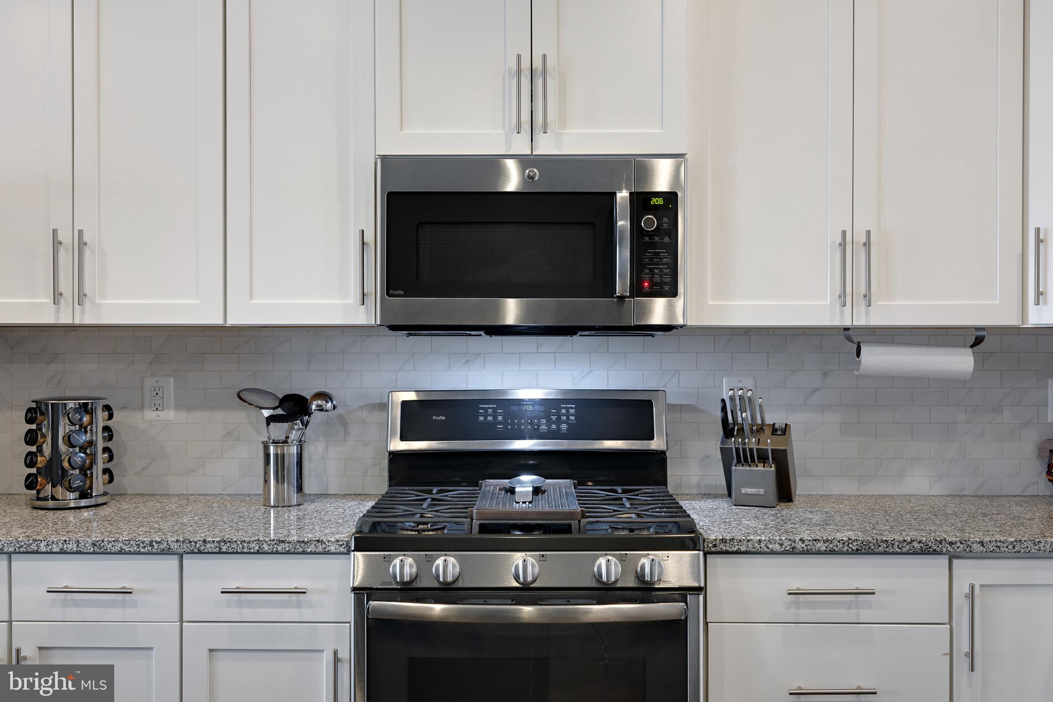 5532 GLOVER PARK DRIVE