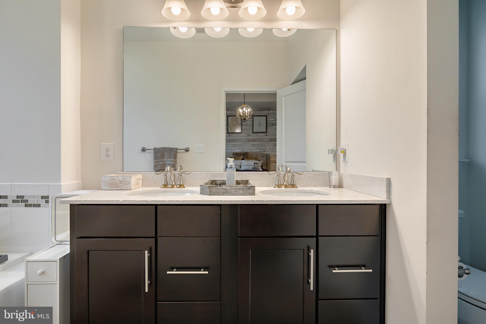 5532 GLOVER PARK DRIVE