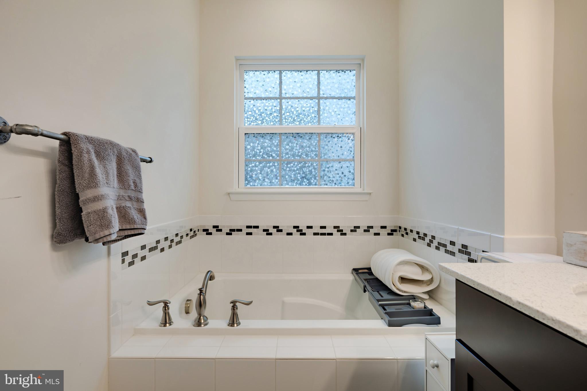 5532 GLOVER PARK DRIVE