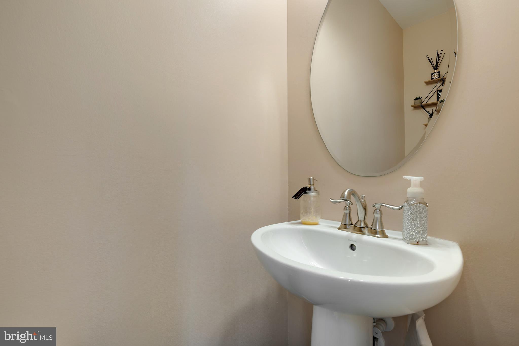 5532 GLOVER PARK DRIVE