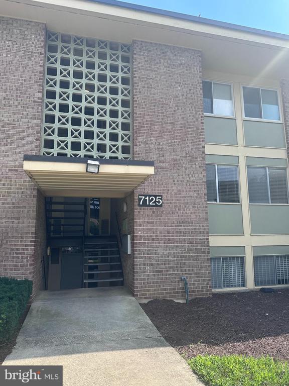 7125 DONNELL PLACE 7125 C4