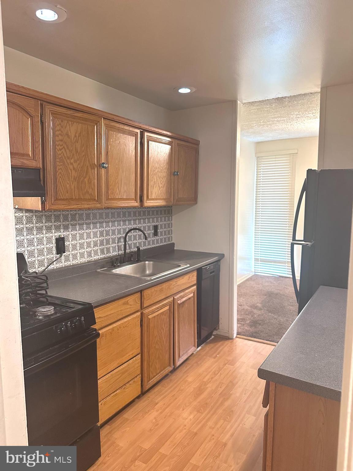 7125 DONNELL PLACE 7125 C4