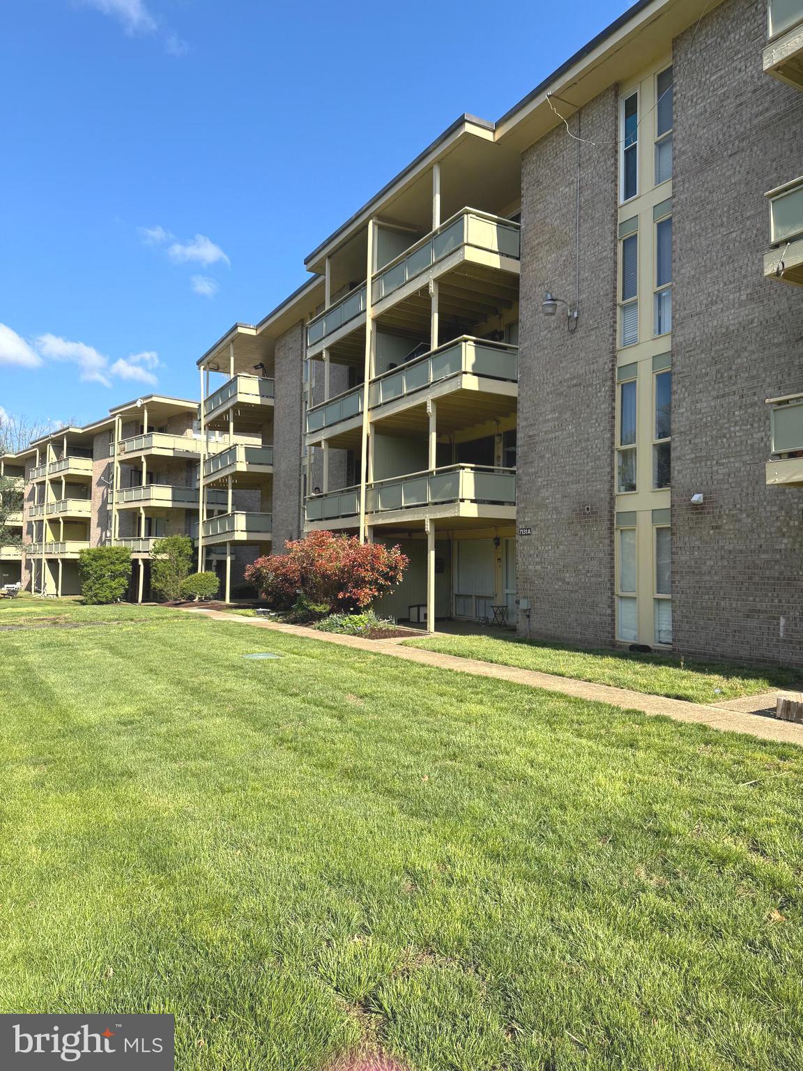 7125 DONNELL PLACE 7125 C4