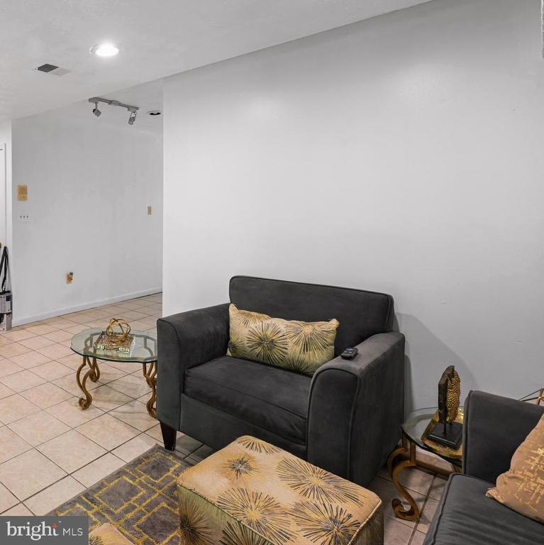 11403 COSCA PARK PLACE