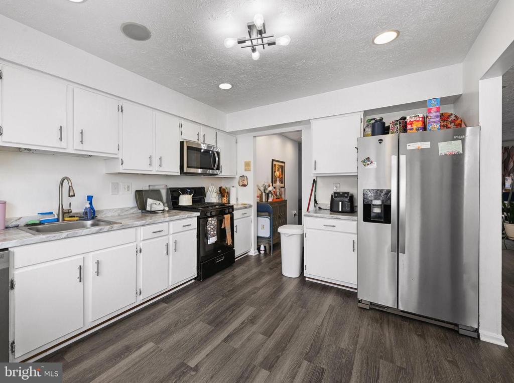 11403 COSCA PARK PLACE