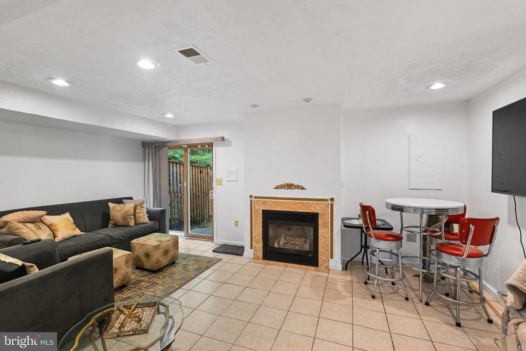 11403 COSCA PARK PLACE