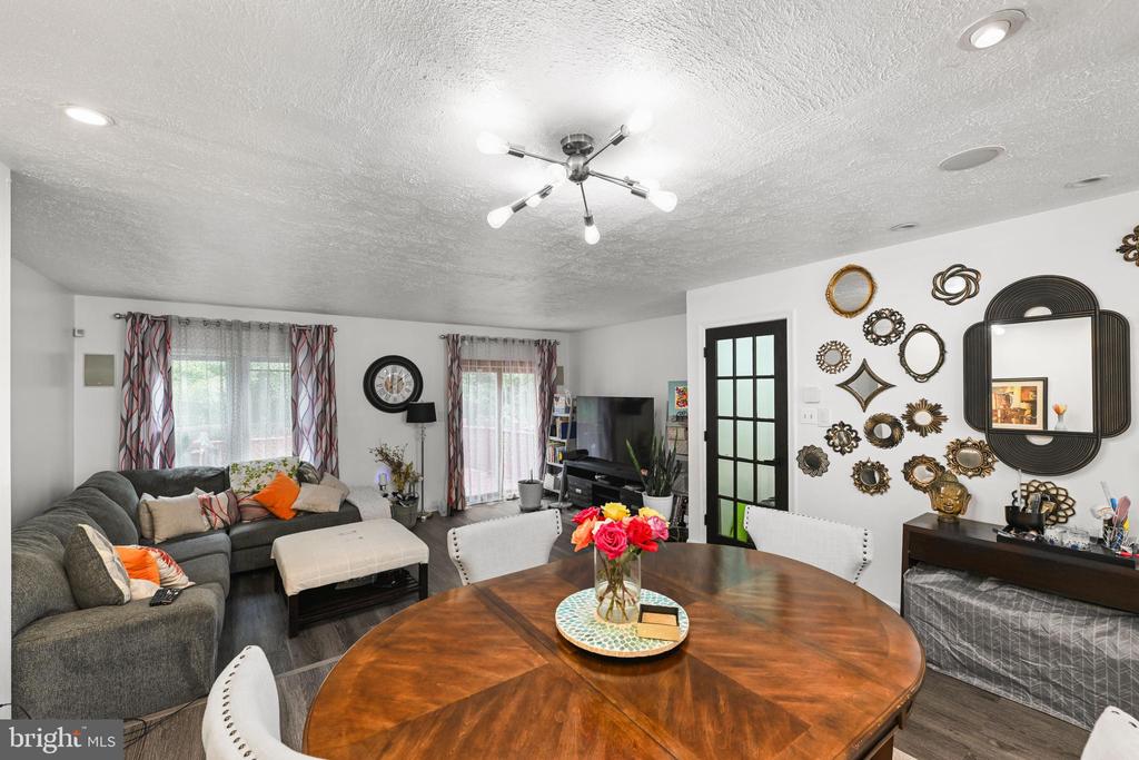 11403 COSCA PARK PLACE