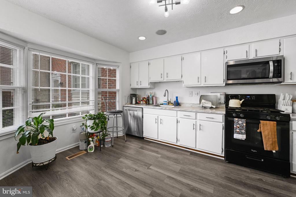 11403 COSCA PARK PLACE