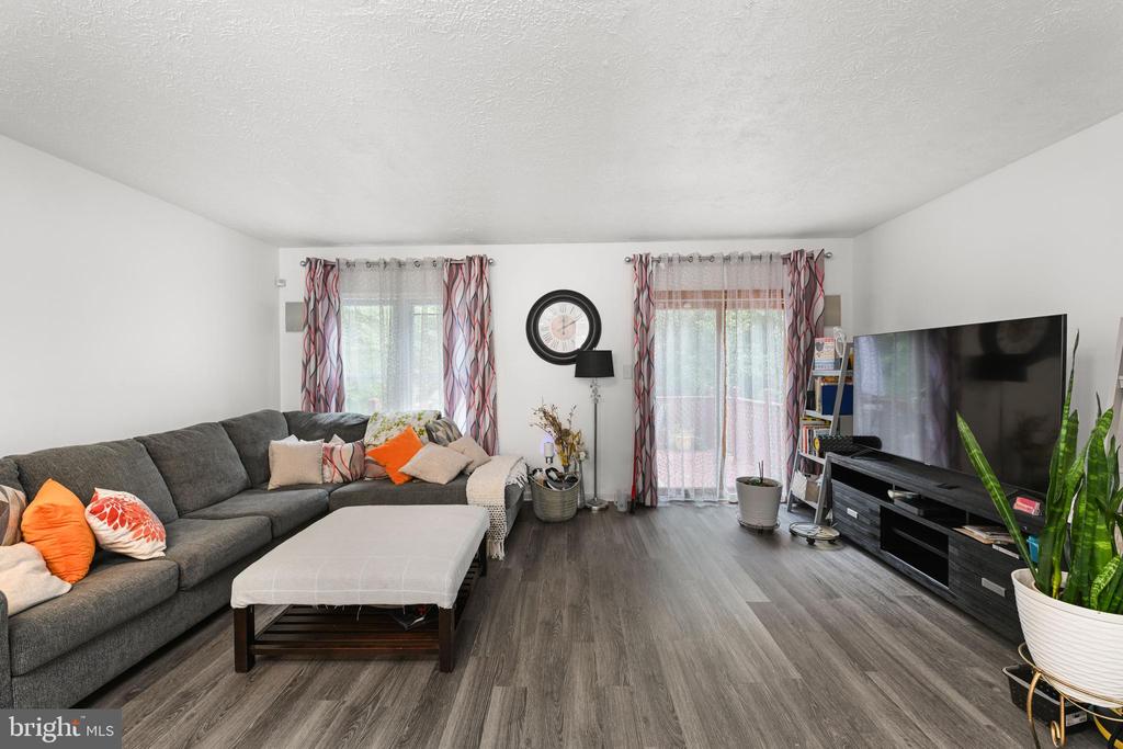 11403 COSCA PARK PLACE