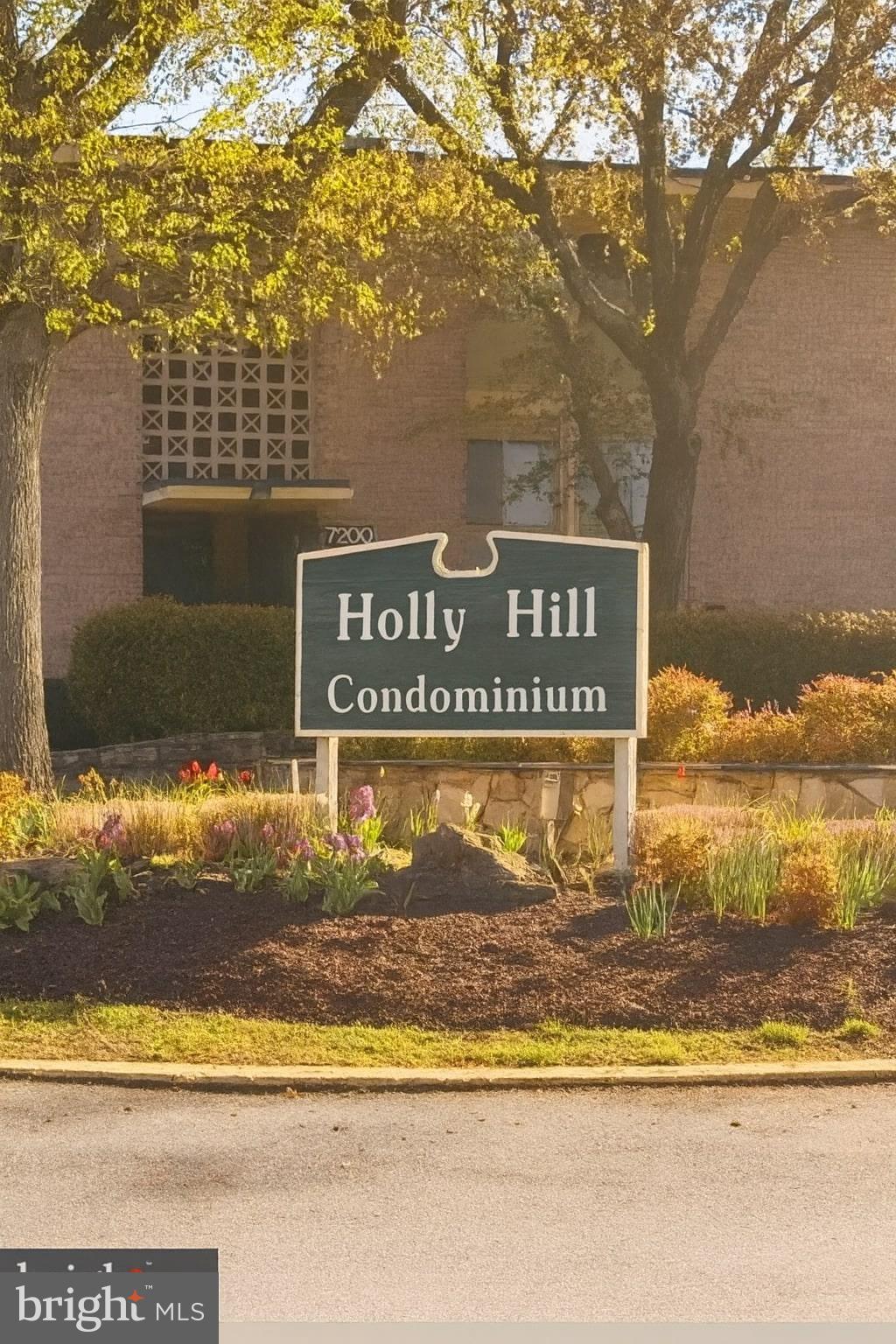 7125 DONNELL PLACE C4