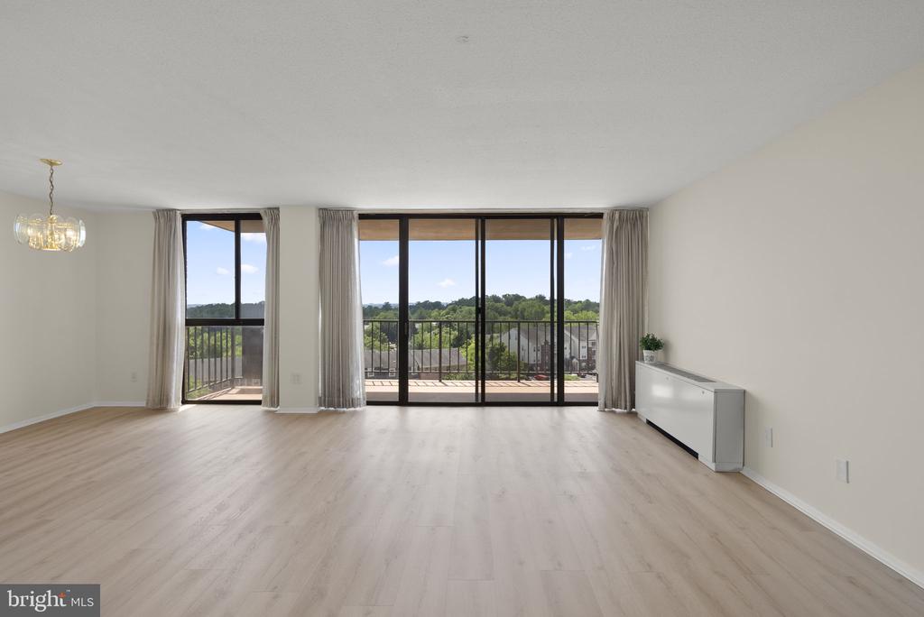 6100 WESTCHESTER PARK DRIVE Unit: 1117
