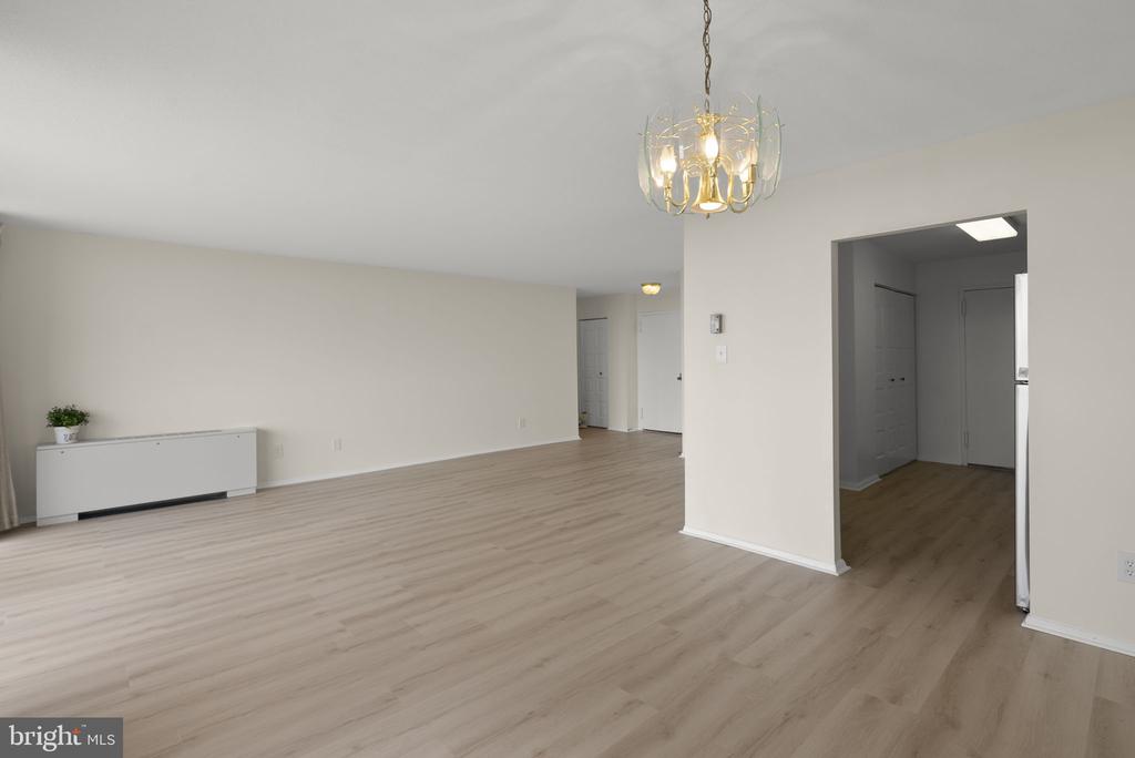 6100 WESTCHESTER PARK DRIVE Unit: 1117