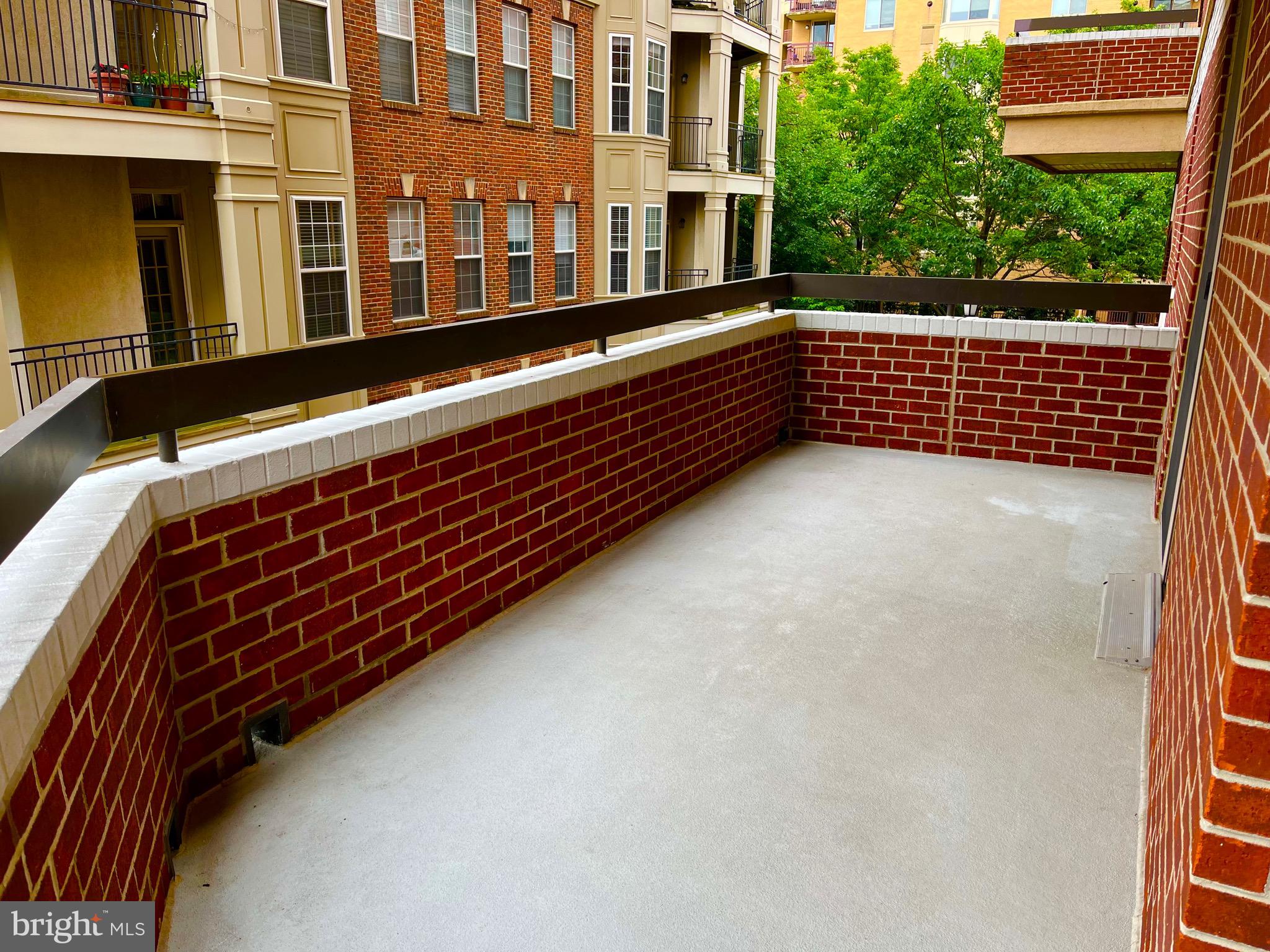 1276 N WAYNE STREET 200