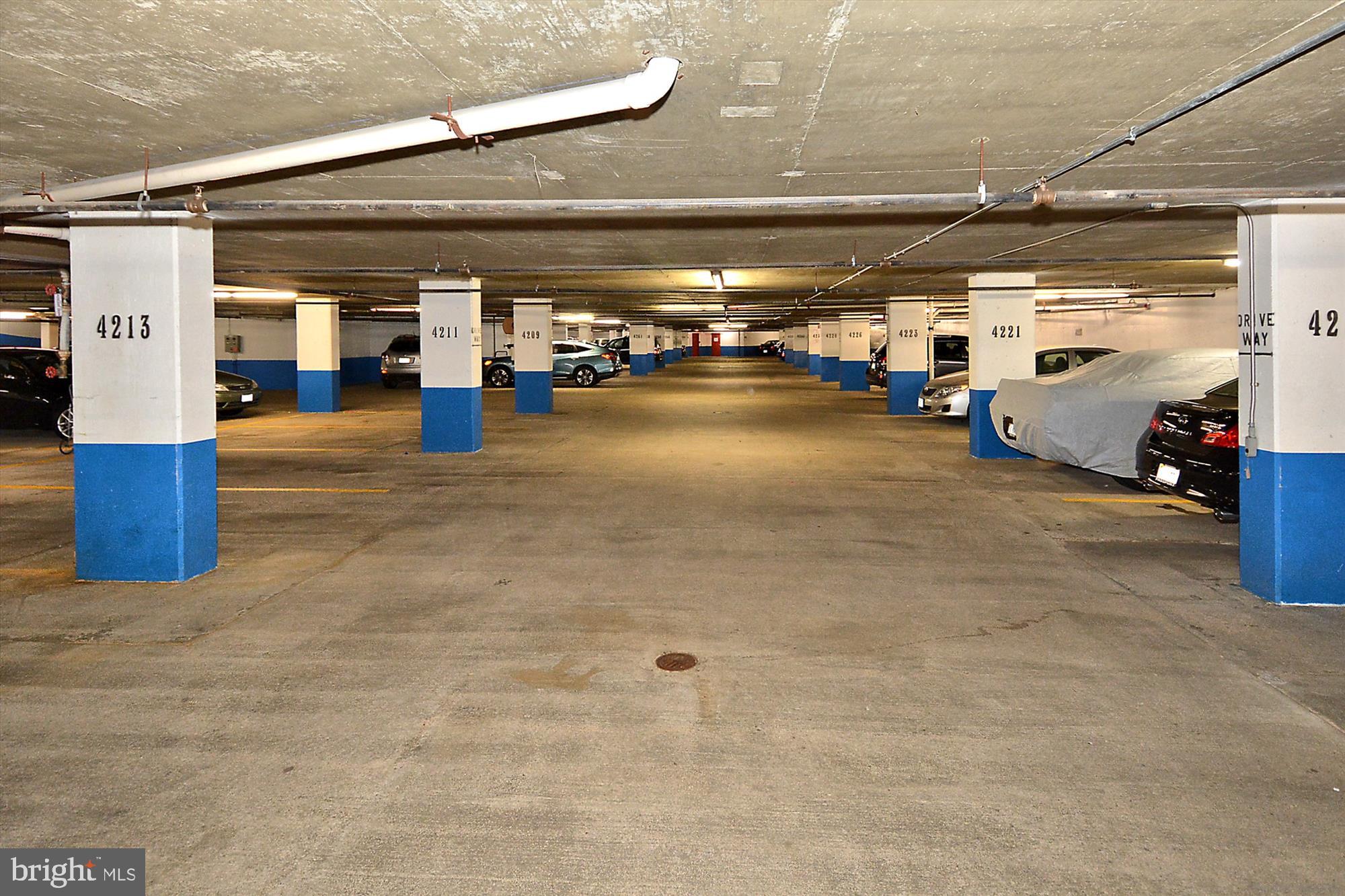 1276 N WAYNE STREET 200