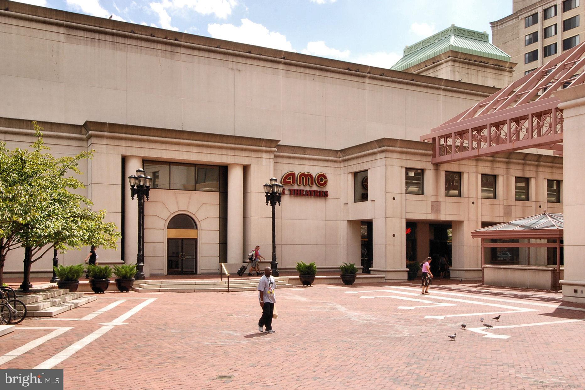 1276 N WAYNE STREET 200