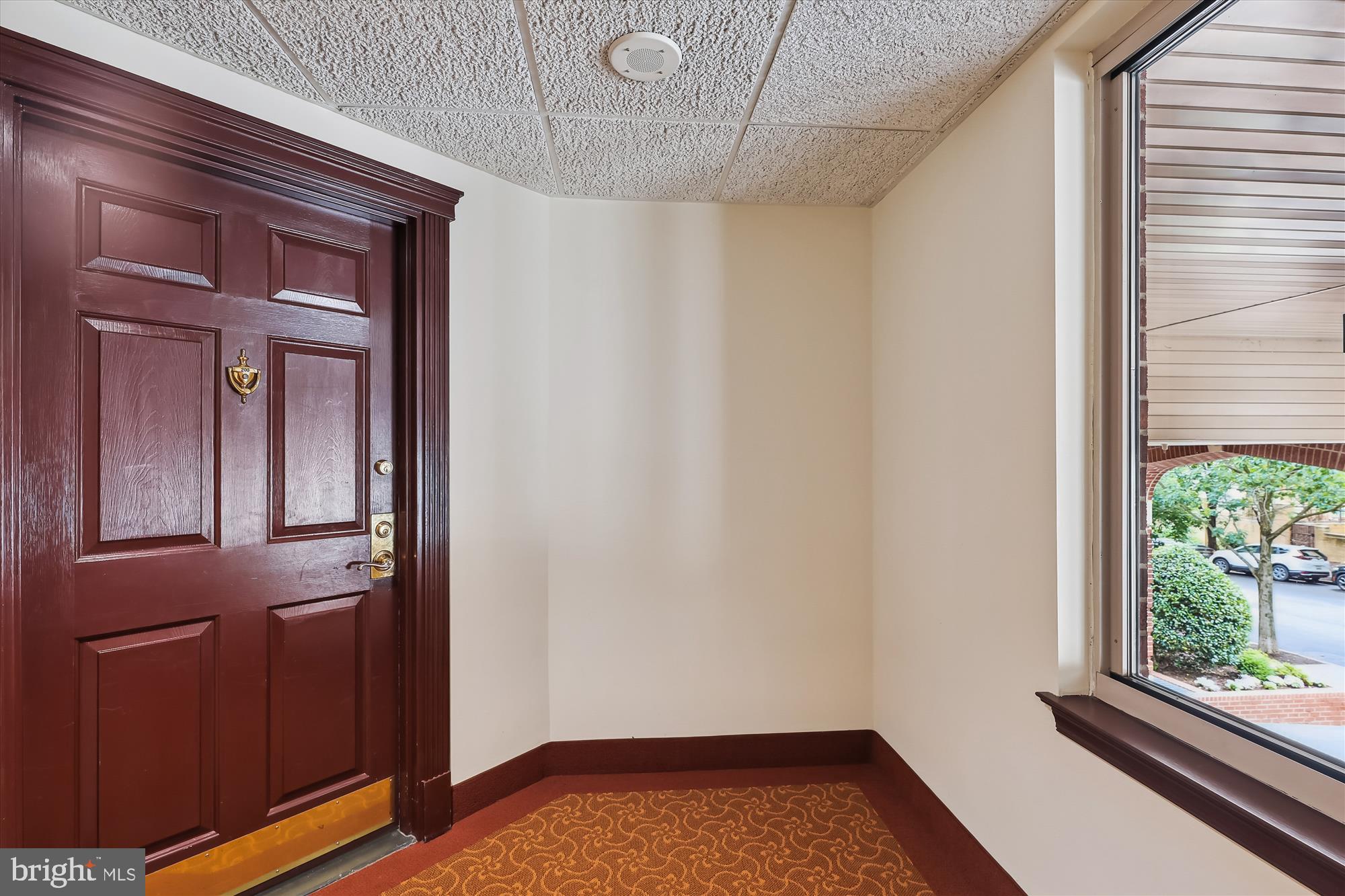 1276 N WAYNE STREET 200