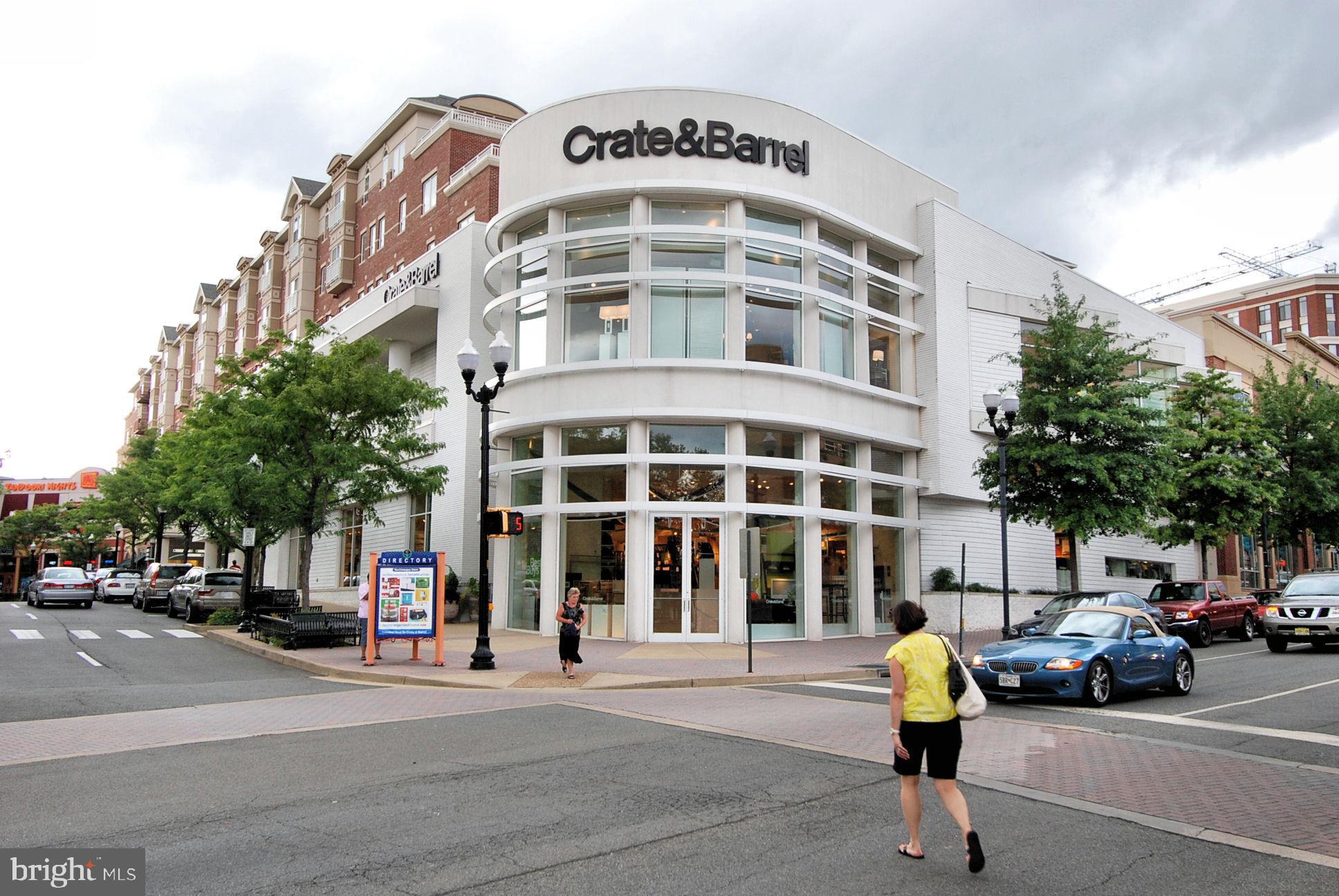 1276 N WAYNE STREET 200