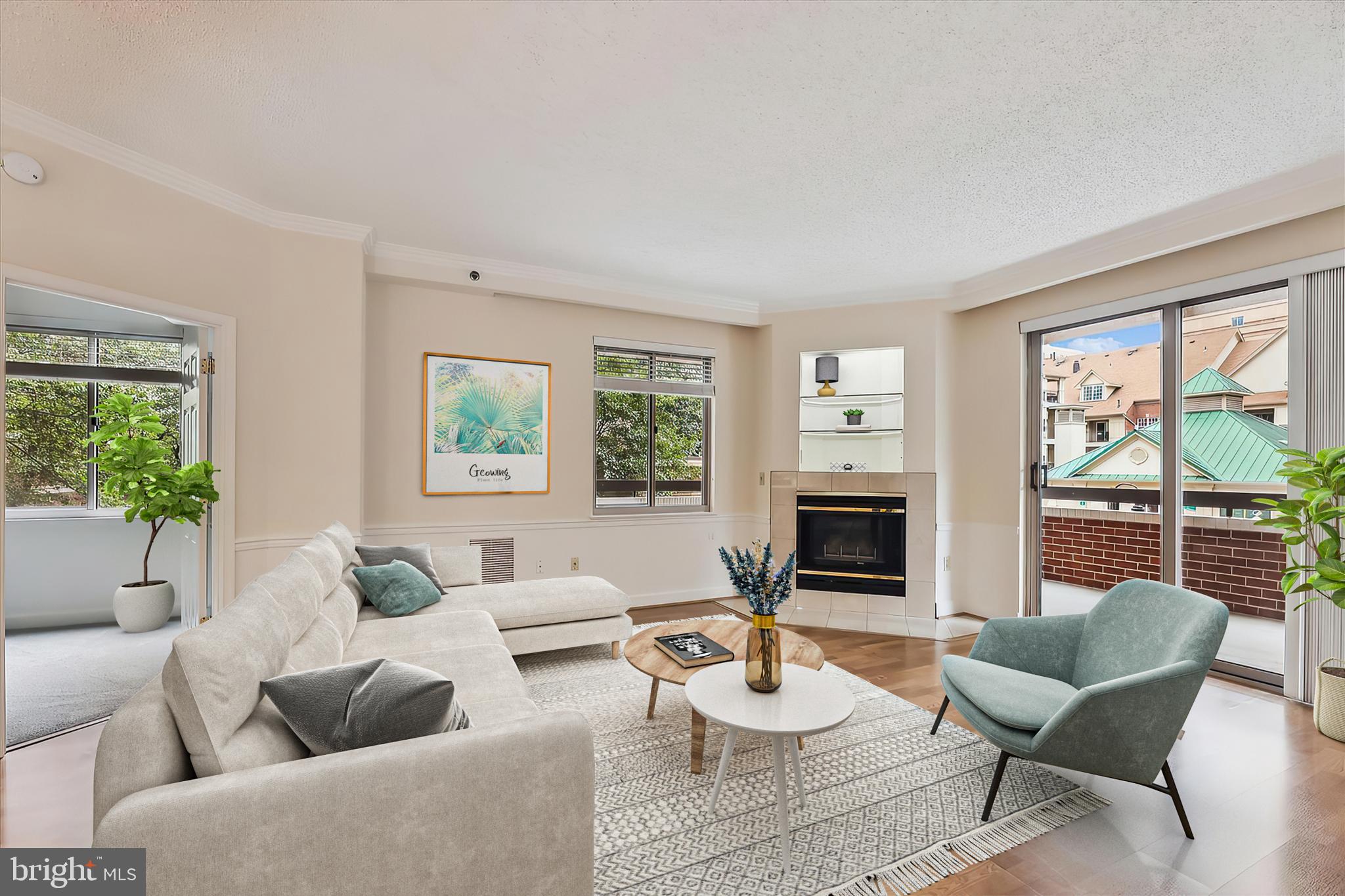 1276 N WAYNE STREET 200