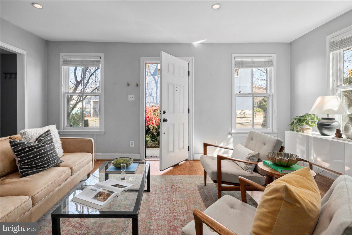 802 PENDLETON STREET