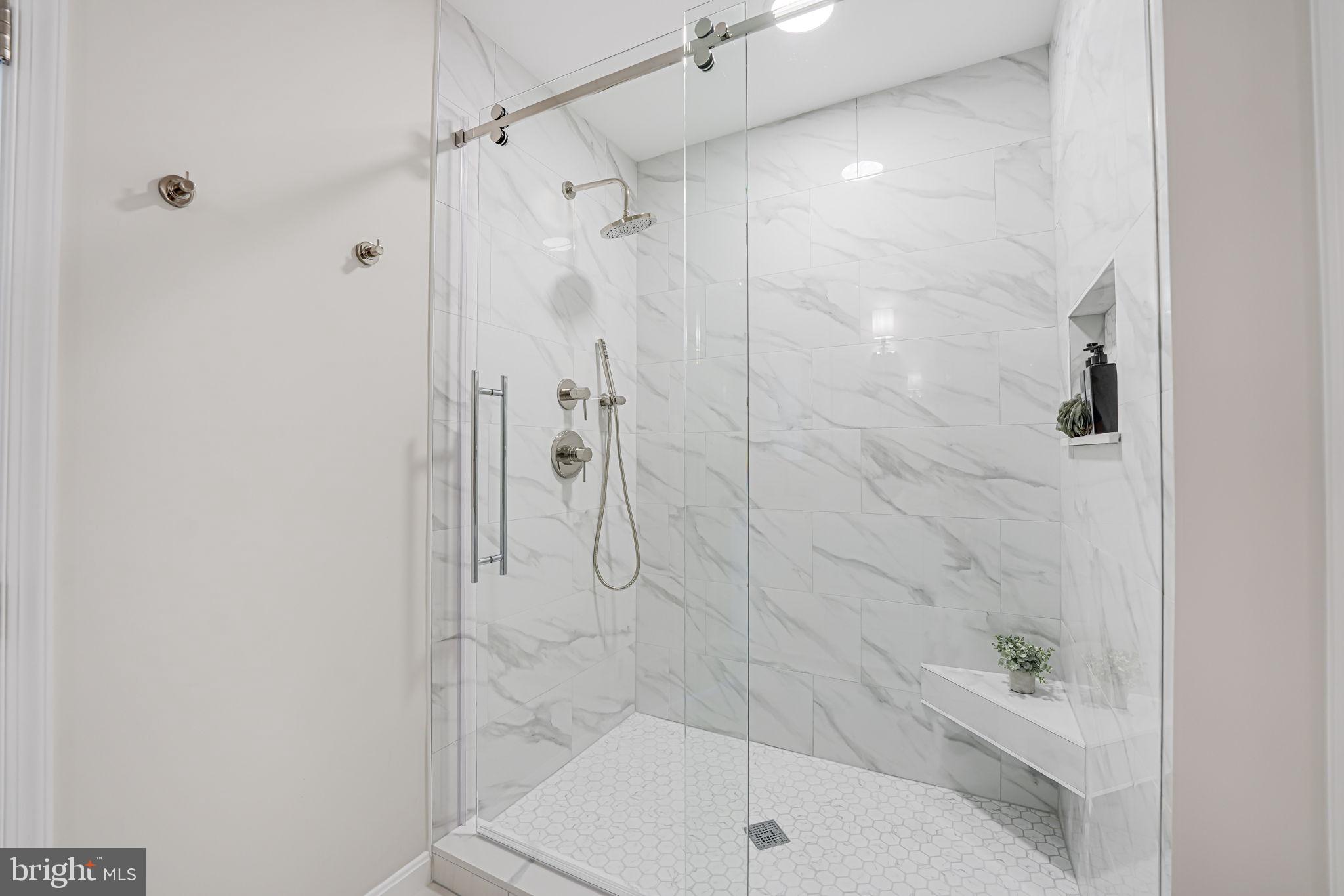 6663 MADISON MCLEAN DRIVE