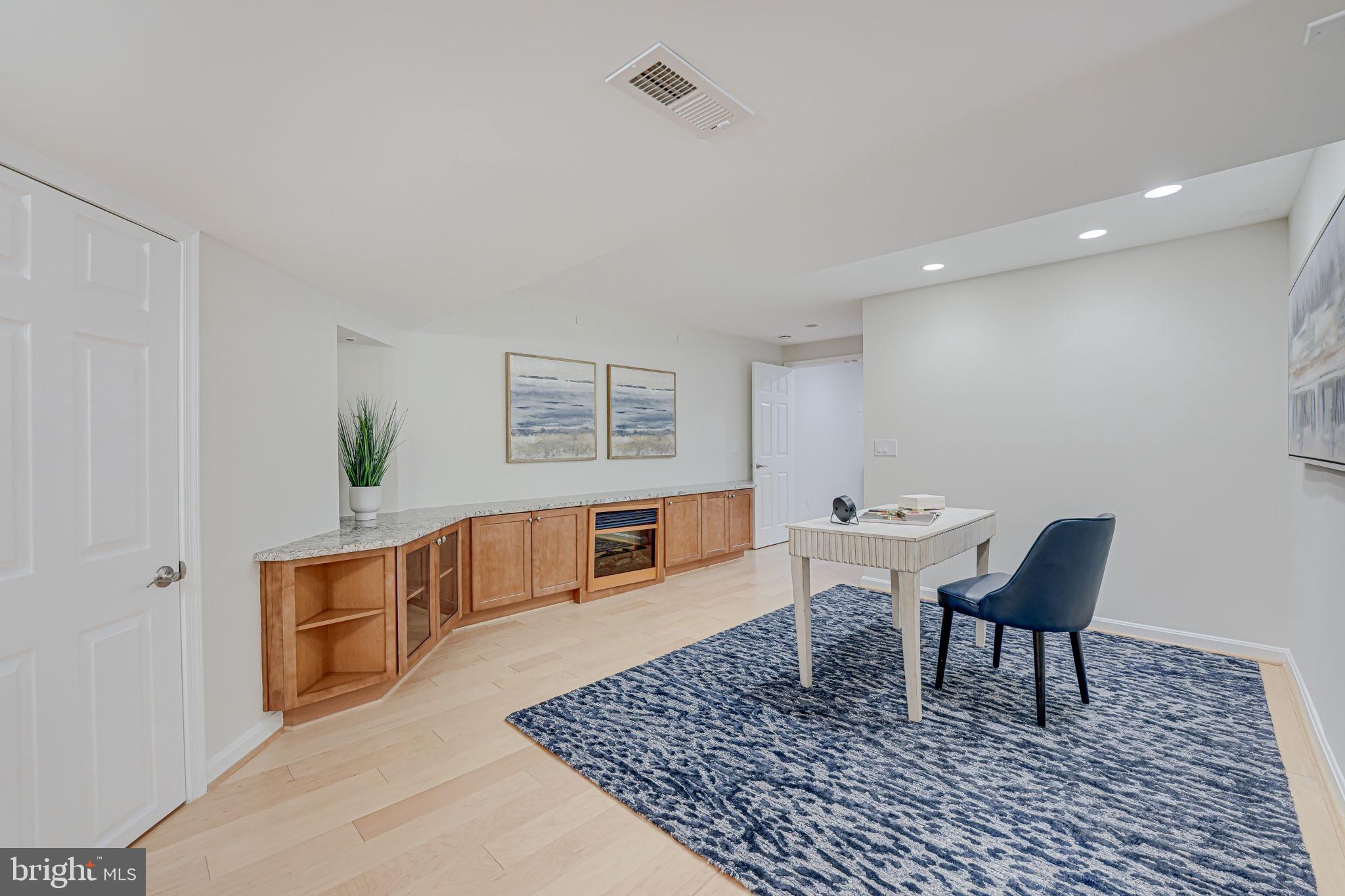 6663 MADISON MCLEAN DRIVE