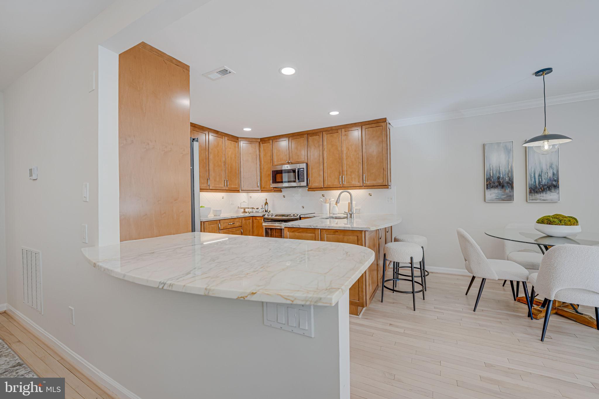 6663 MADISON MCLEAN DRIVE