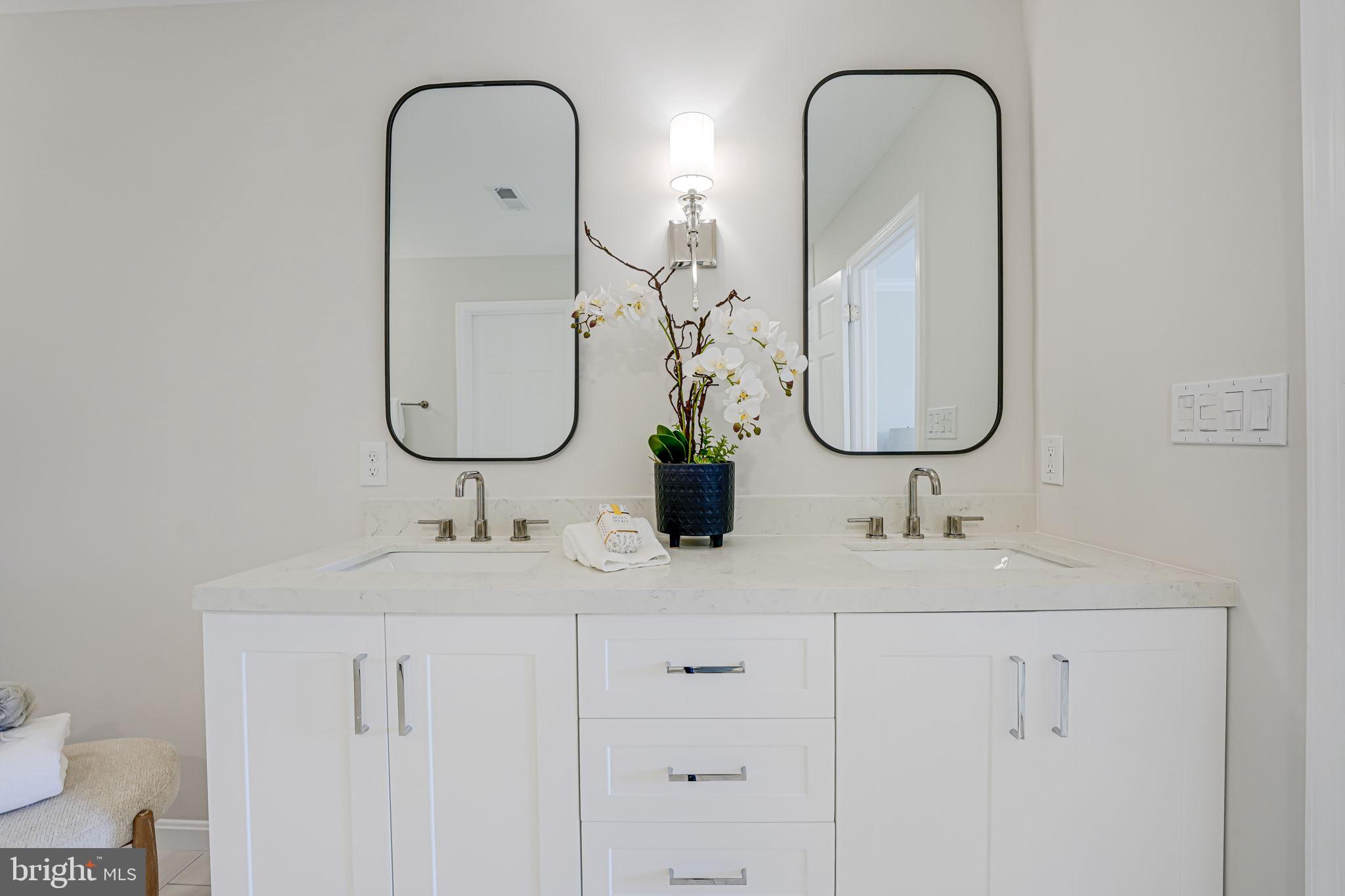 6663 MADISON MCLEAN DRIVE