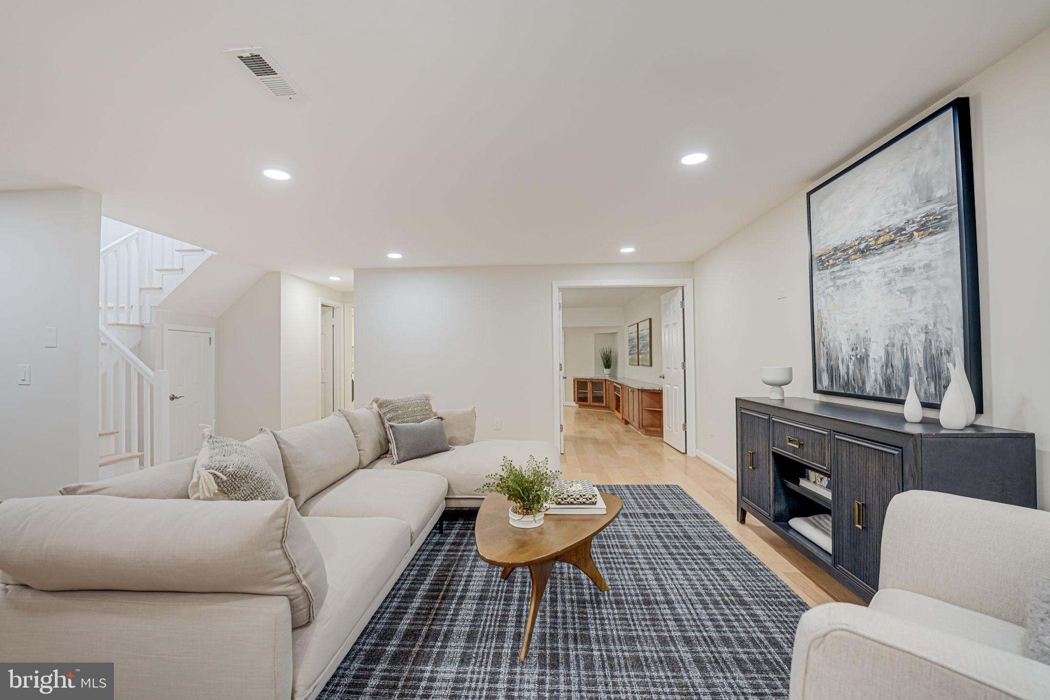 6663 MADISON MCLEAN DRIVE