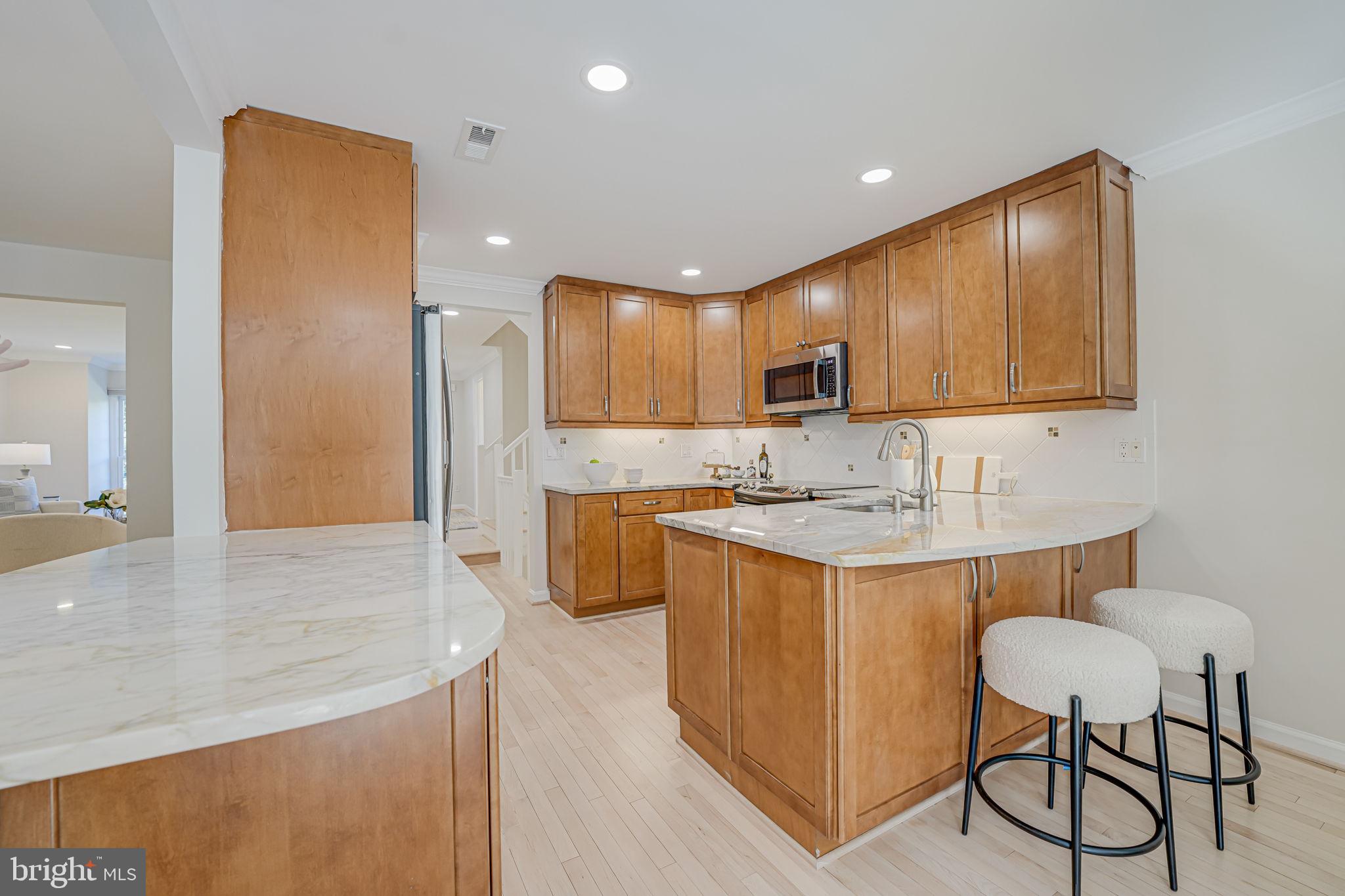 6663 MADISON MCLEAN DRIVE