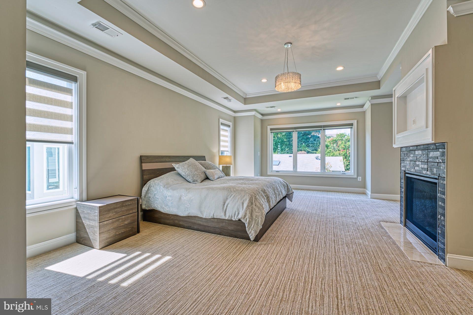 1600 GREAT FALLS STREET