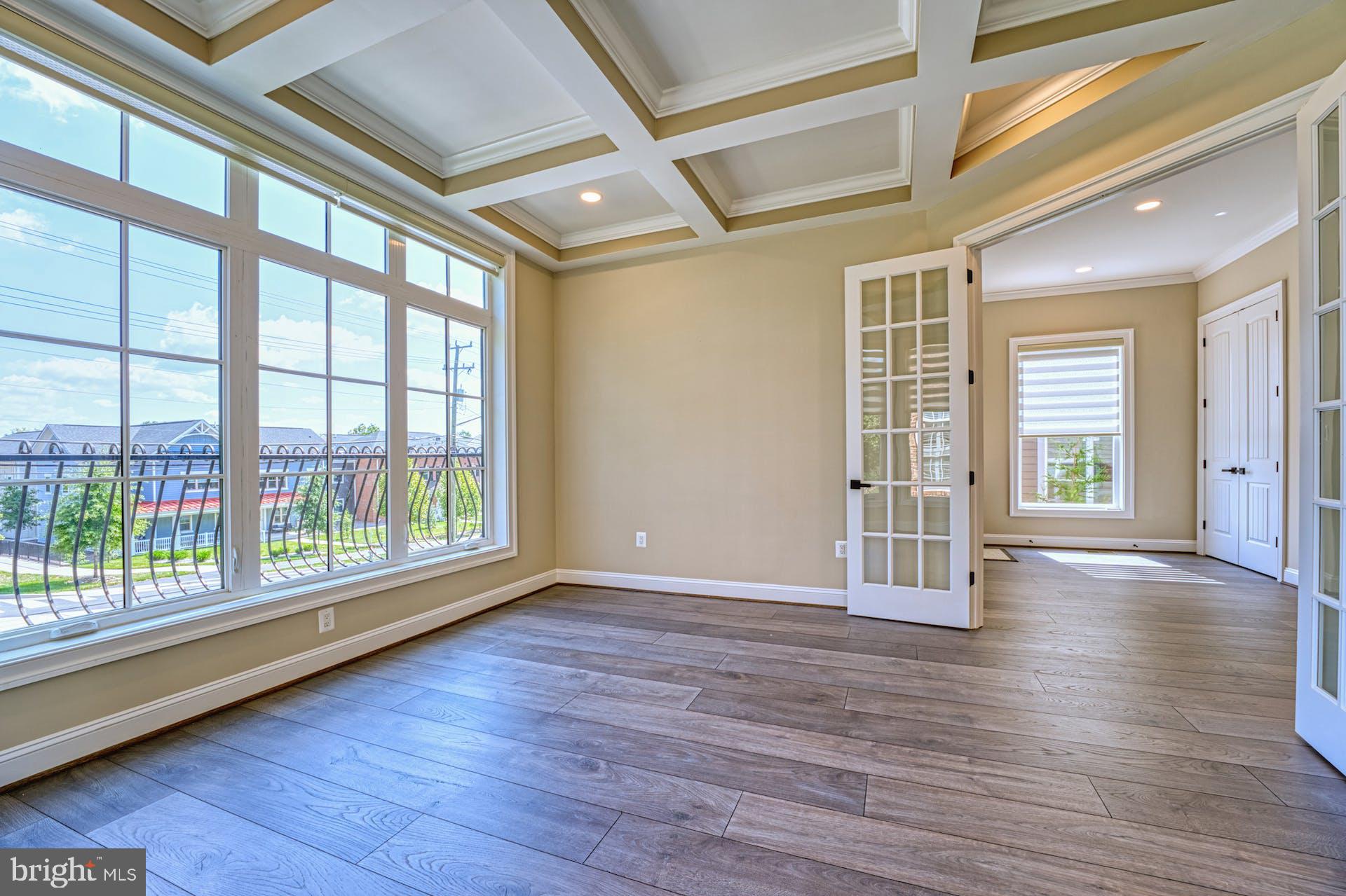 1600 GREAT FALLS STREET