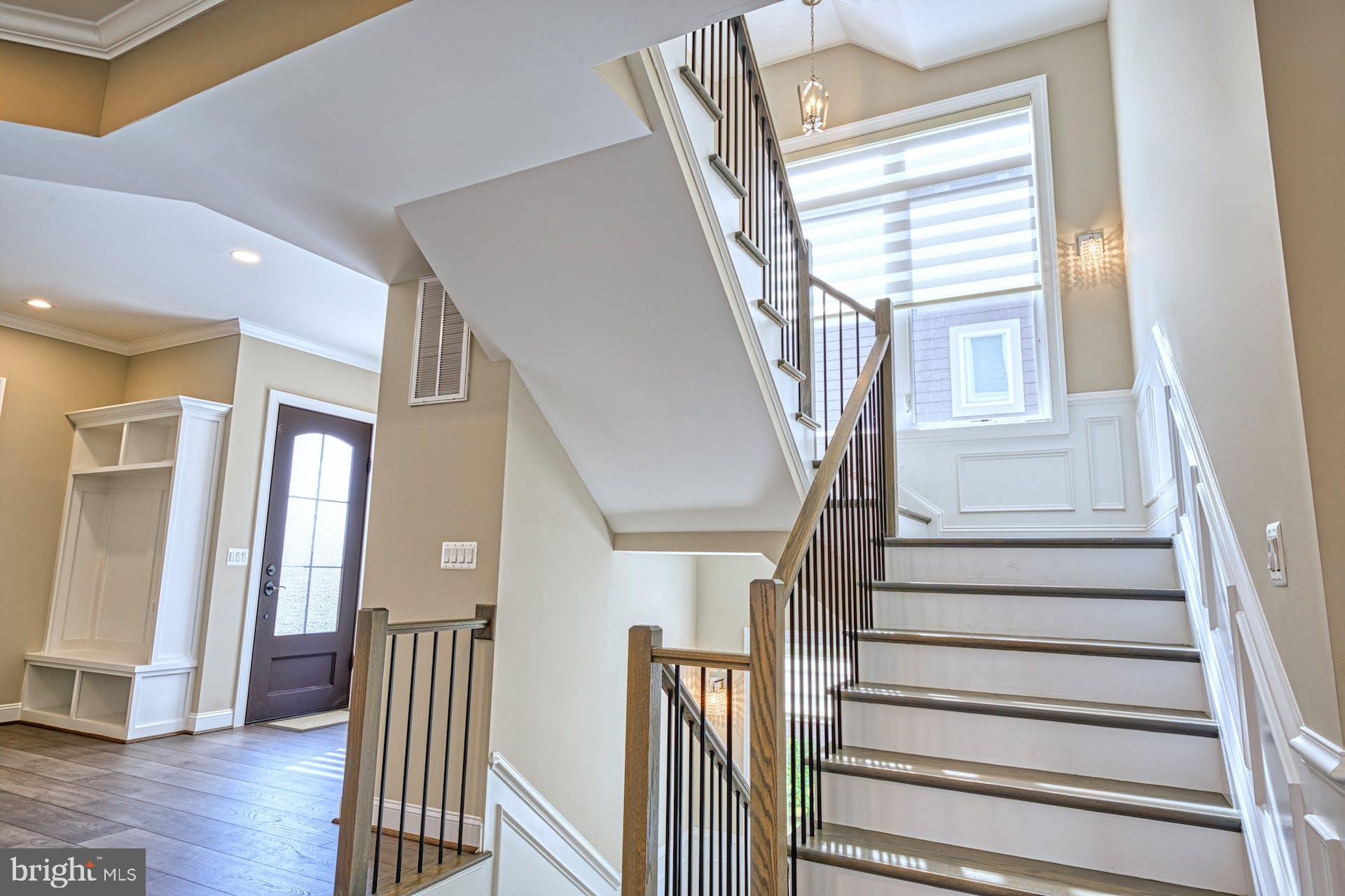 1600 GREAT FALLS STREET