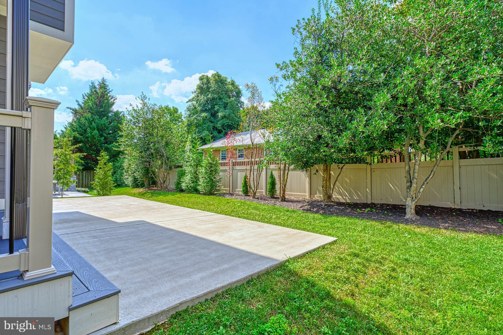 1600 GREAT FALLS STREET