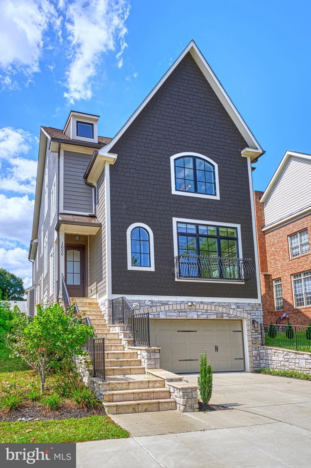 1600 GREAT FALLS STREET